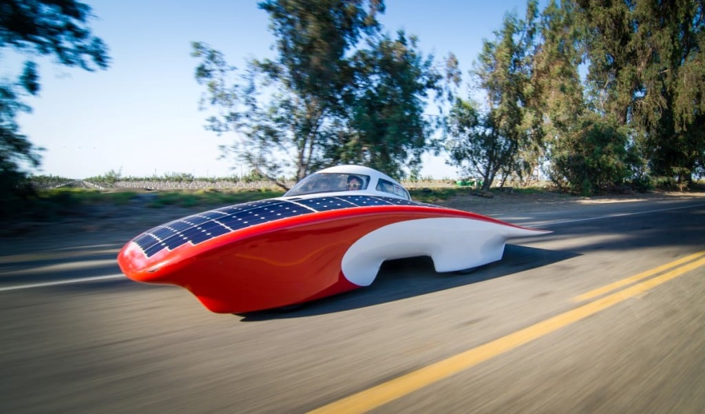 stanfords-luminos-world-solar-challenge-car-image-stanford-solar-car-project_100433022_l.jpg